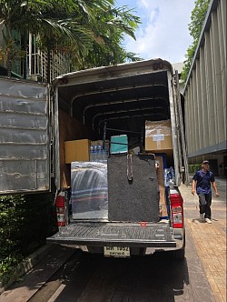 ขนย้ายสำนักงาน